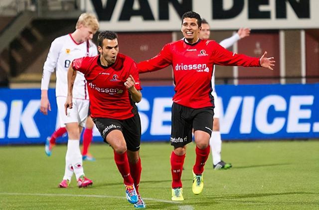 探讨这场比 探讨这场比