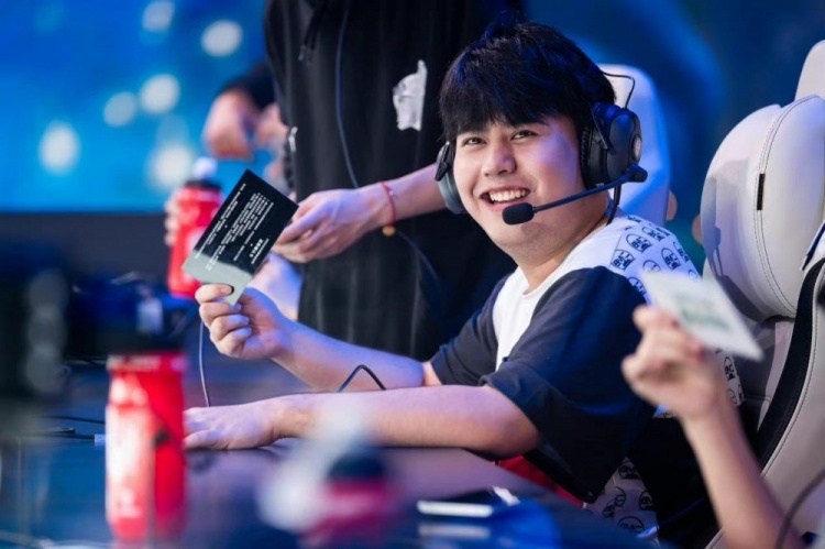 勇士表现的 勇士表现的