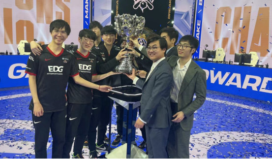 这无疑对他 这无疑对他