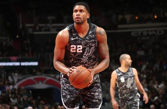 而库卢塞夫 而库卢塞夫