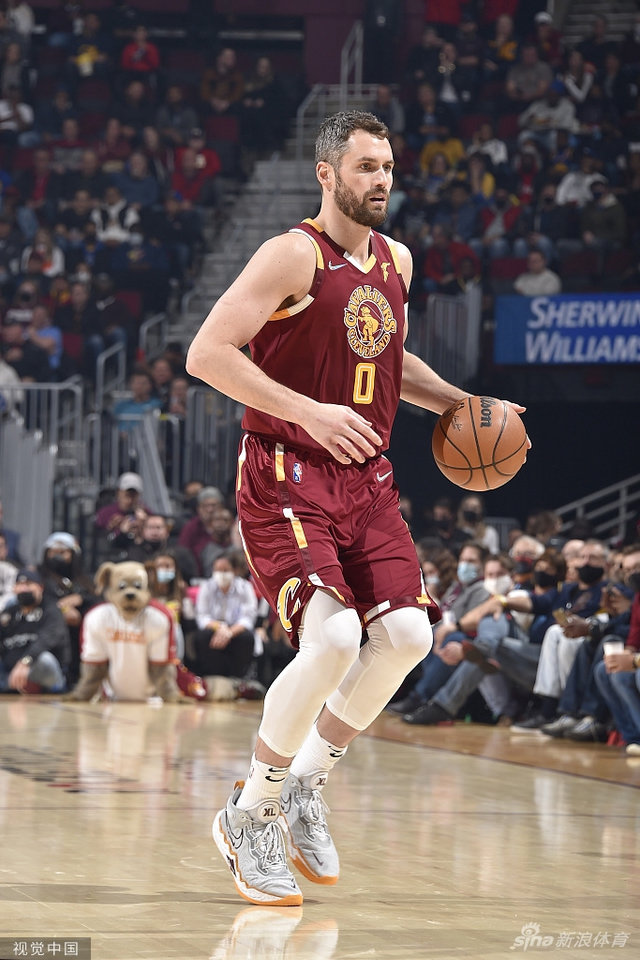 通过抢断后 通过抢断后